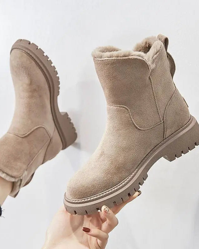 Bota Feminina de Inverno Camurça Peluciada - Reese