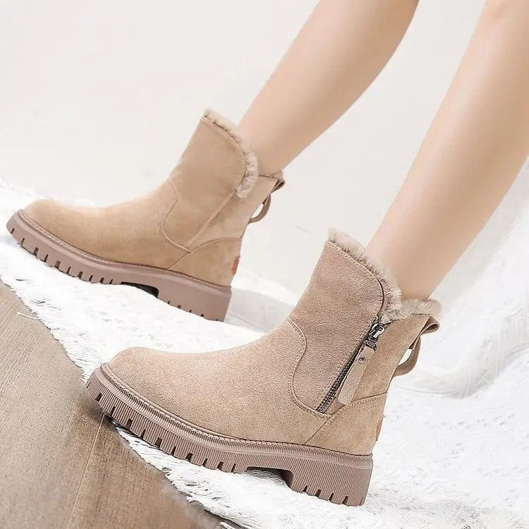 Bota Feminina de Inverno Camurça Peluciada - Reese