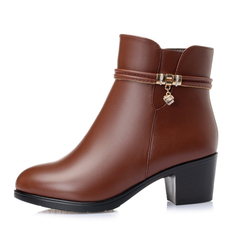 Bota Feminina de Inverno Cano Curto - Riley