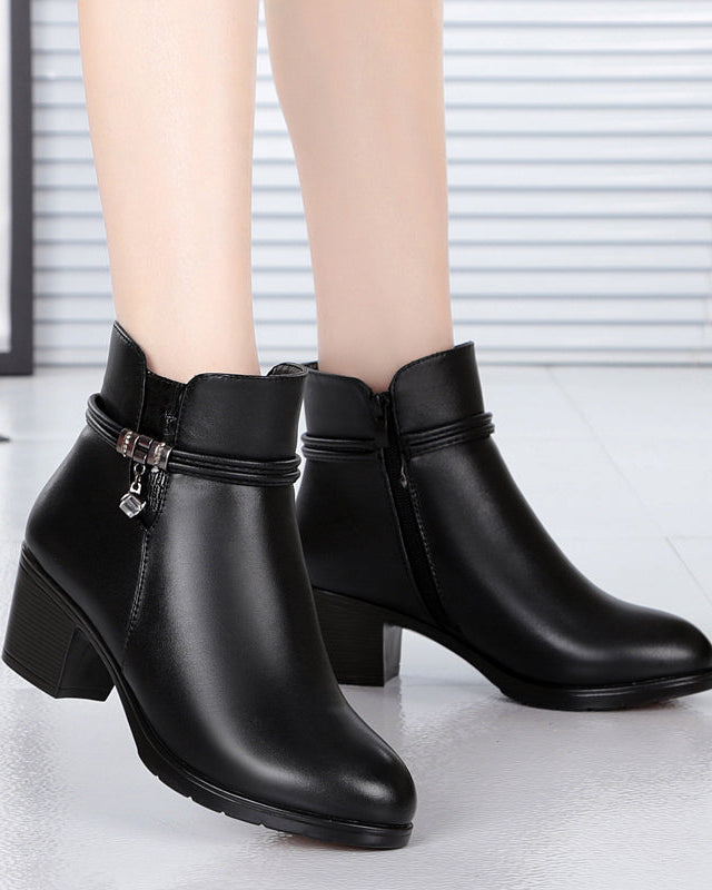 Bota Feminina de Inverno Cano Curto - Riley