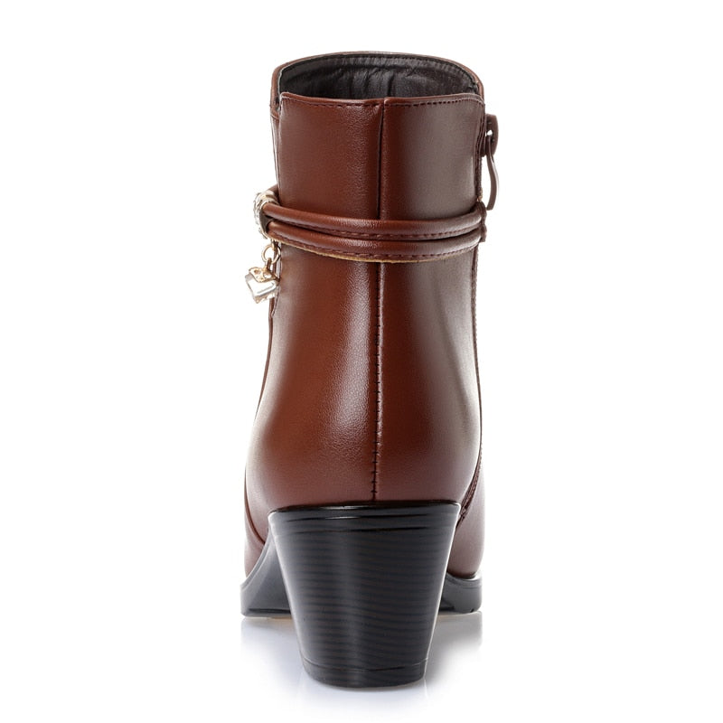 Bota Feminina de Inverno Cano Curto - Riley