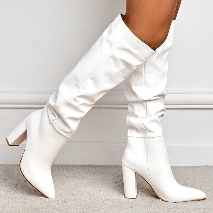 tendências inverno
tendência para o inverno
moda inverno
inverno24
Inverno
Botas de Inverno
botas
bota preta
bota leve
bota feminina preta
bota em promoção
bota de inverno
bota de frio
bota coturno
bota cano medio