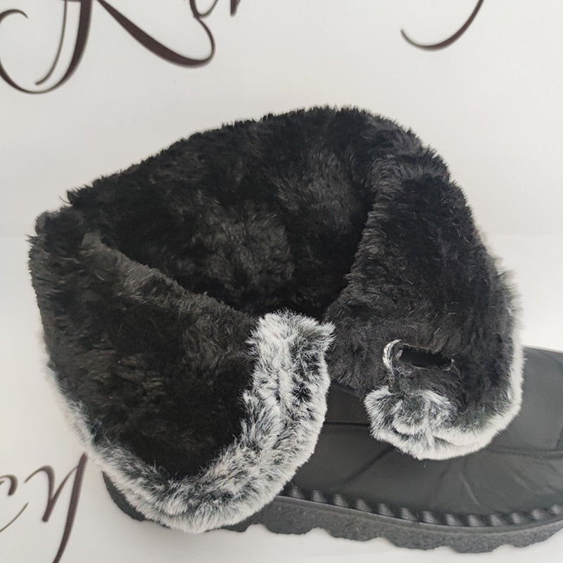 Bota Feminina de Inverno Cano Médio - Zattini