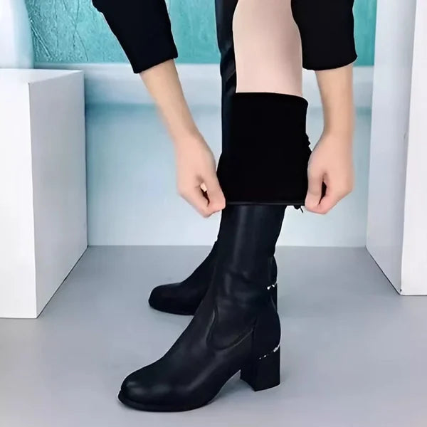 Bota Feminina de Inverno Em Couro Ecológico - Blossom