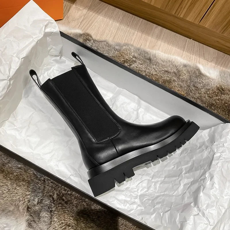 Bota Feminina de Inverno em Couro - Gleam