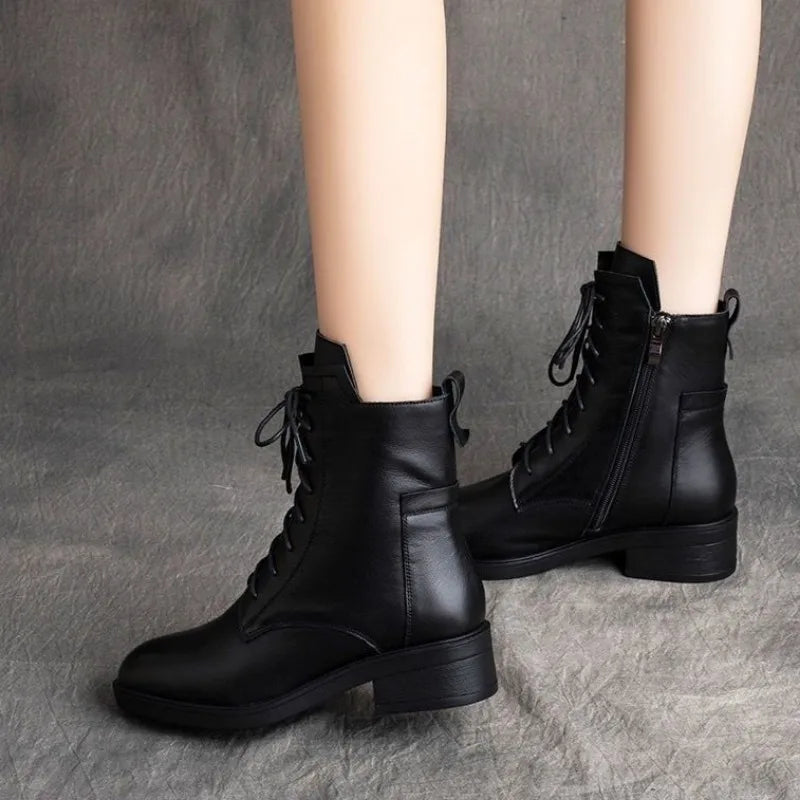 Bota Feminina de Inverno em Couro - Luster