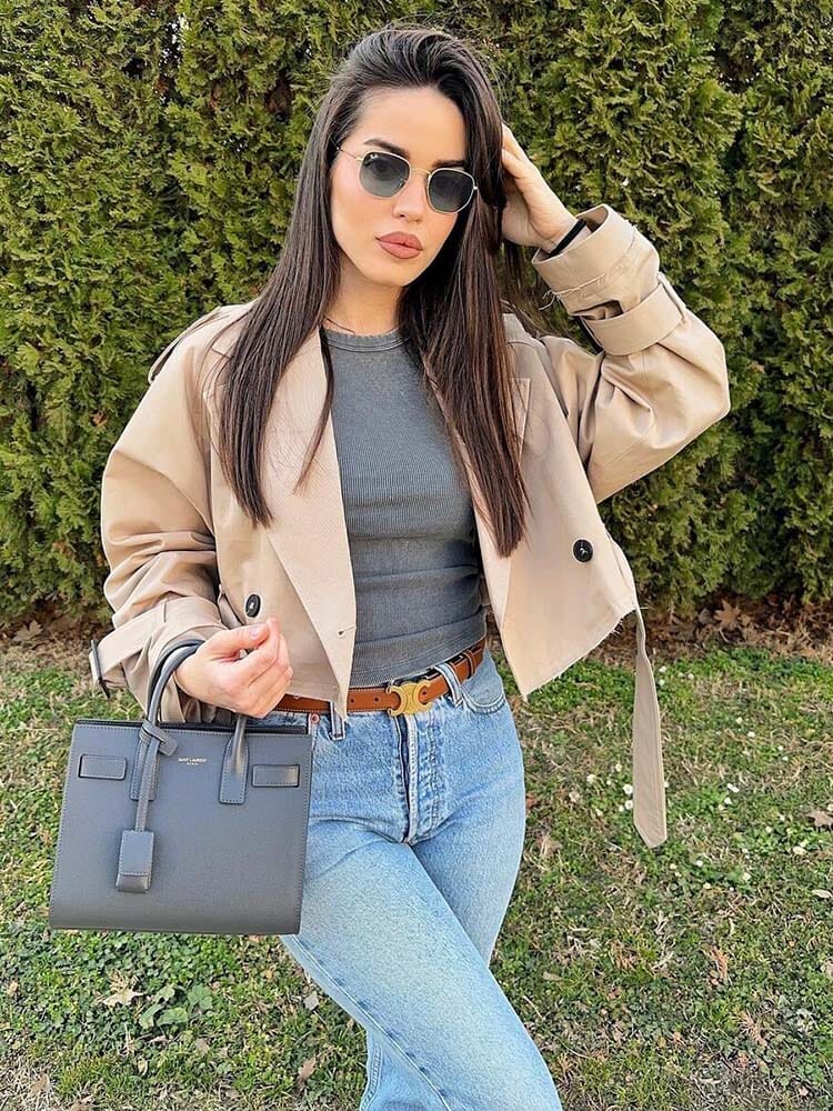 Jaqueta Feminina com Corte Elegante - Annelise
