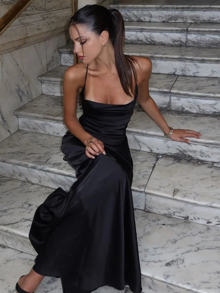 Vestido Longo Elegante sem Alças - Elsinore