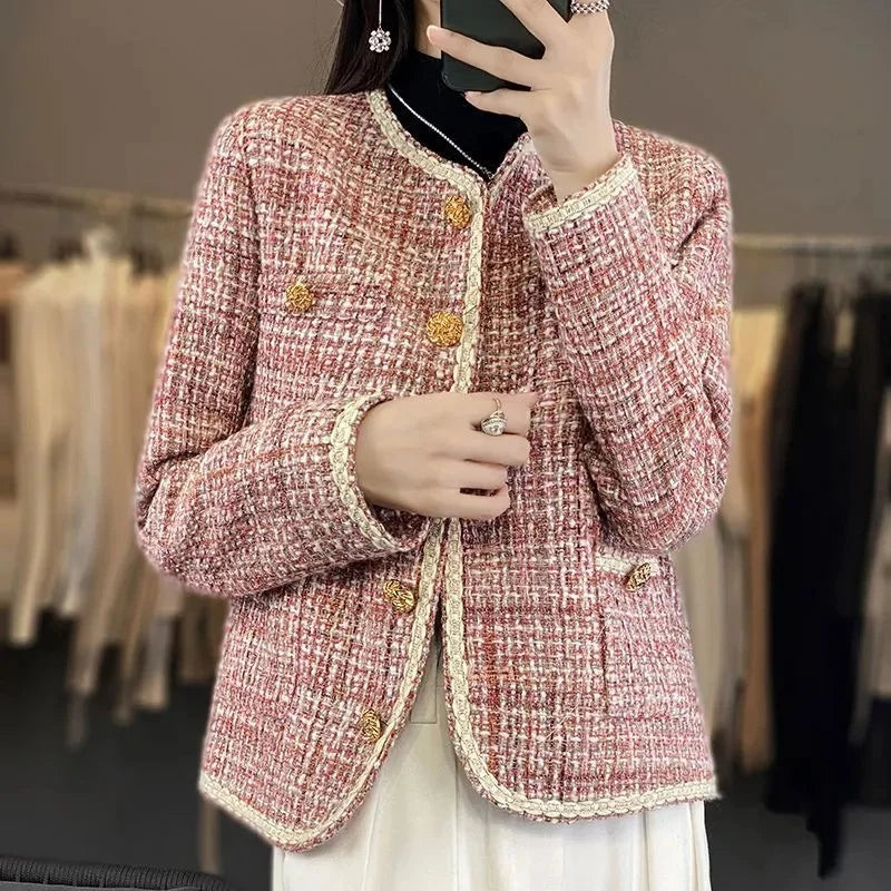 casacos e jaquetas
casacos
casaco para frio
casaco longo
casaco impermeável
casaco feminino impermeavel
casaco feminino de la
casaco feminino
casaco de lã
casaco de lâ batida
casaco de luxo
casaco de inverno
casaco de frio
casaco com ziper feminino
casaco