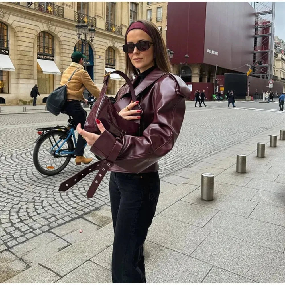 Jaqueta Feminina em Couro Legitimo Premium - Elisa