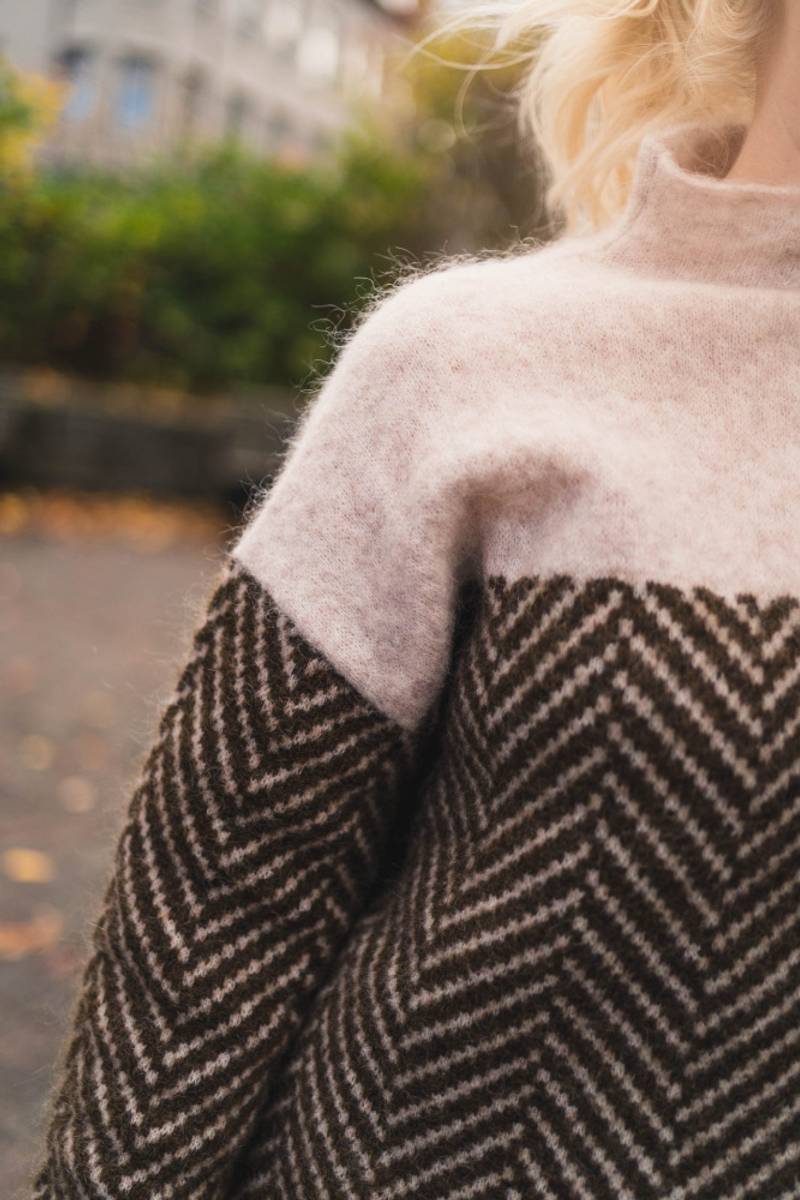 Verão 2023
tendências inverno
tendência para o inverno
sueter peluciado
sueter feminino
roupa de inverno feminina barata
roupa de inverno
moda inverno
jaqueta de inverno
inverno24
inverno
feminino gola alta
casaco de inverno
blazer inverno