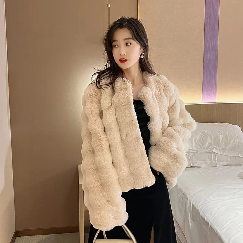 Jaqueta Feminina Puffy Elegante - Chiara