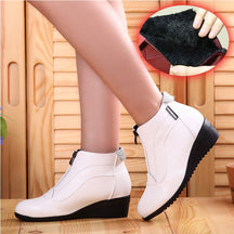 Bota Feminina de Inverno Cano Curto - Addison
