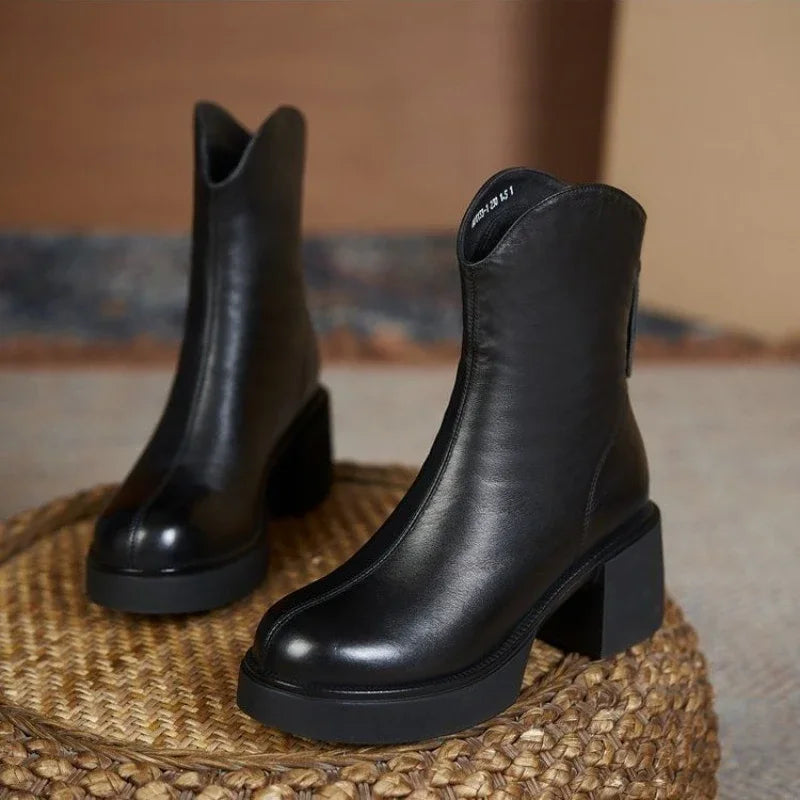 Bota Feminina de Inverno em Couro - Bianca