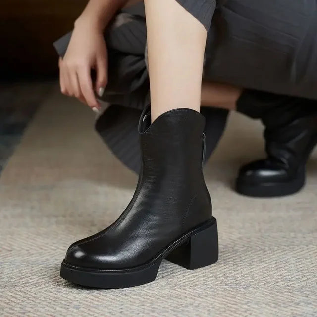 Bota Feminina de Inverno em Couro - Bianca
