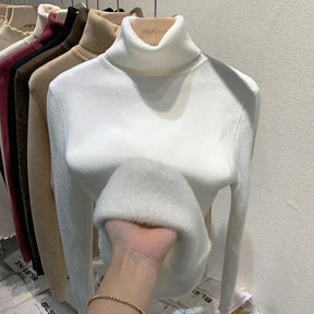 Suéter Feminino Peluciado Gola Alta - Keira