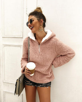 Casaco Feminino com Capuz Premium - Daphne