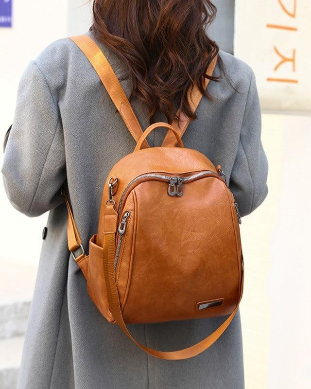 Mochila Feminina de Couro - Elisa