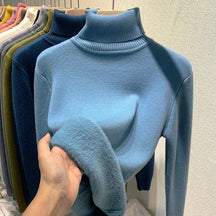 Suéter Feminino Peluciado Gola Alta - Keira