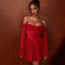 Vestido Curto de Renda Elegante - Freya