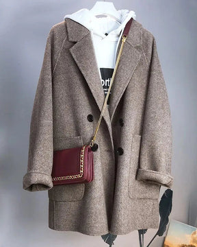 casacos e jaquetas

casaco de inverno

casaco feminino

casacos

casaco de frio

Casaco

casaco de luxo

casaco de lã

casaco impermeável

casaco de lâ batida

casaco para frio

casaco longo

