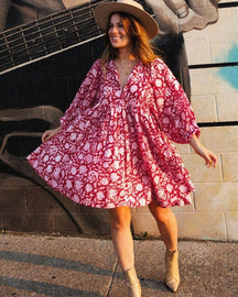 Vestido Curto Solto Estampado de Meia Manga